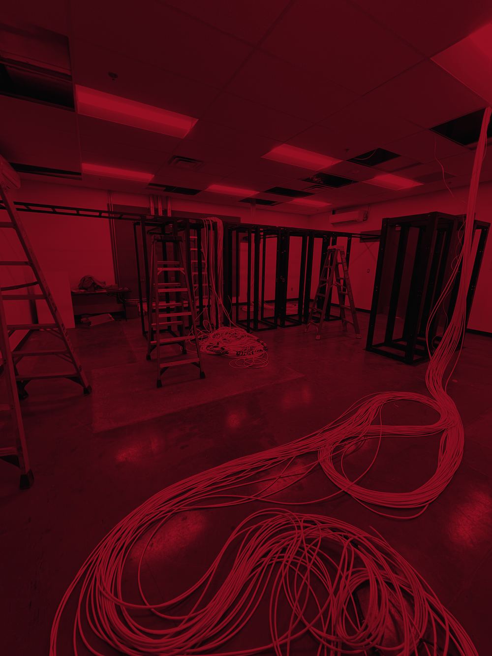 Fiber optic cables and splice enclosure — fiber installation in Southern California