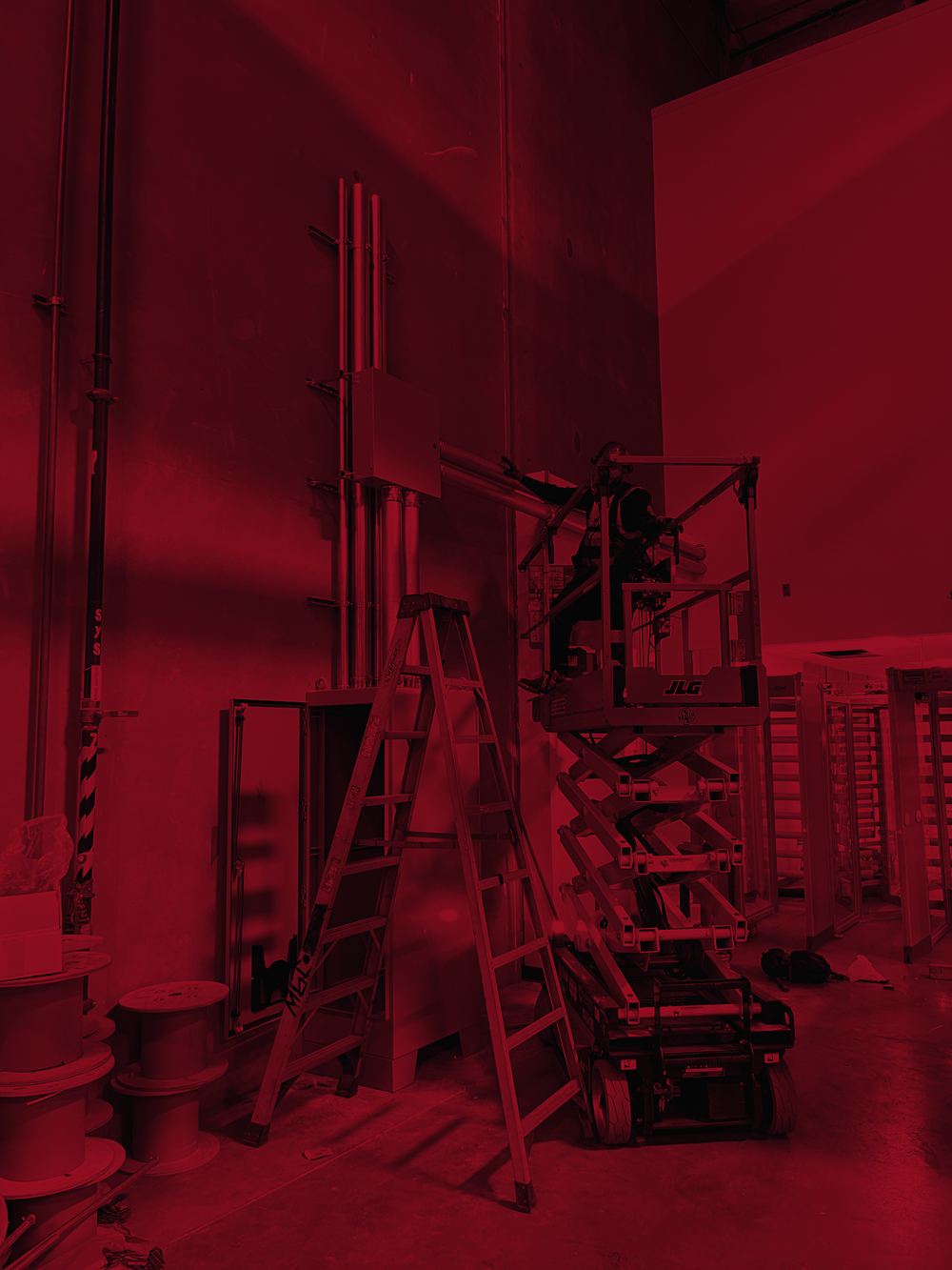 Wireless access point mounted in a commercial facility — Wi-Fi installation in Los Angeles